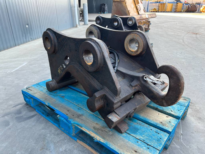 Verachtert CW45S 329E - Attache rapide pour Engins de chantier: photos 3 Verachtert CW45S 329E - Attache rapide pour Engins de chantier: photos 3