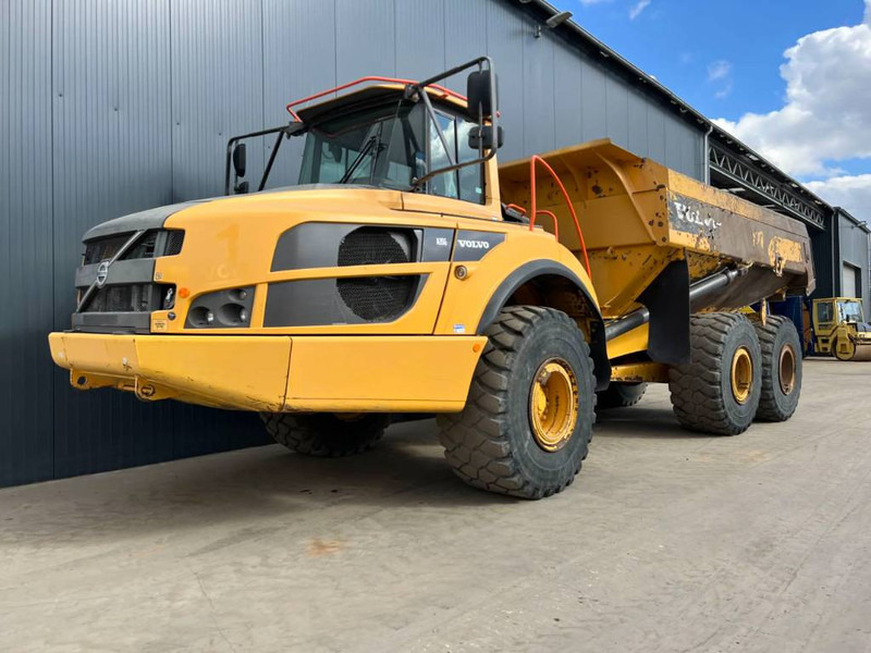 Tombereau articulé Volvo A 35 G