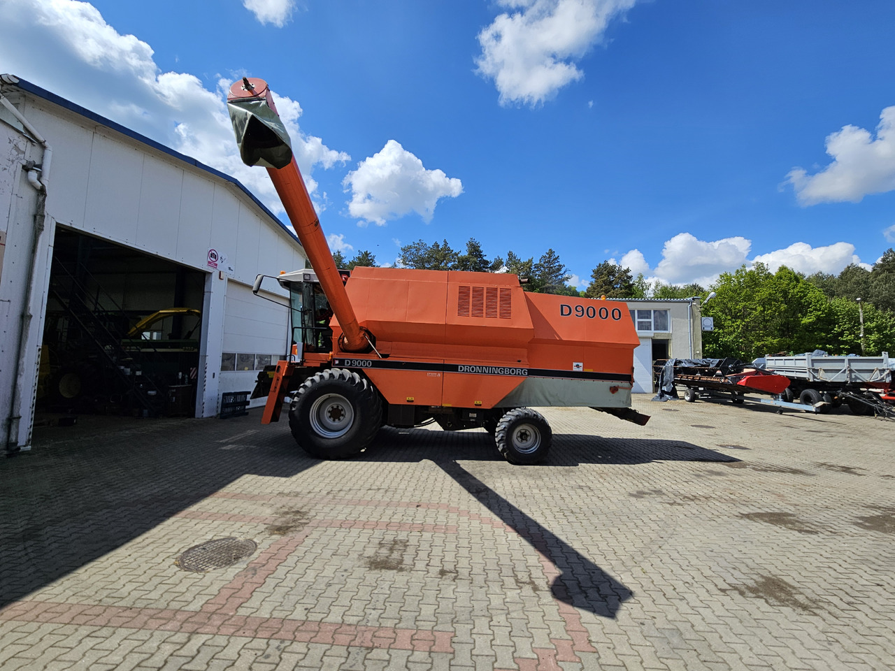 Dronningborg D9000 - Moissonneuse-batteuse: photos 2 Dronningborg D9000 - Moissonneuse-batteuse: photos 2