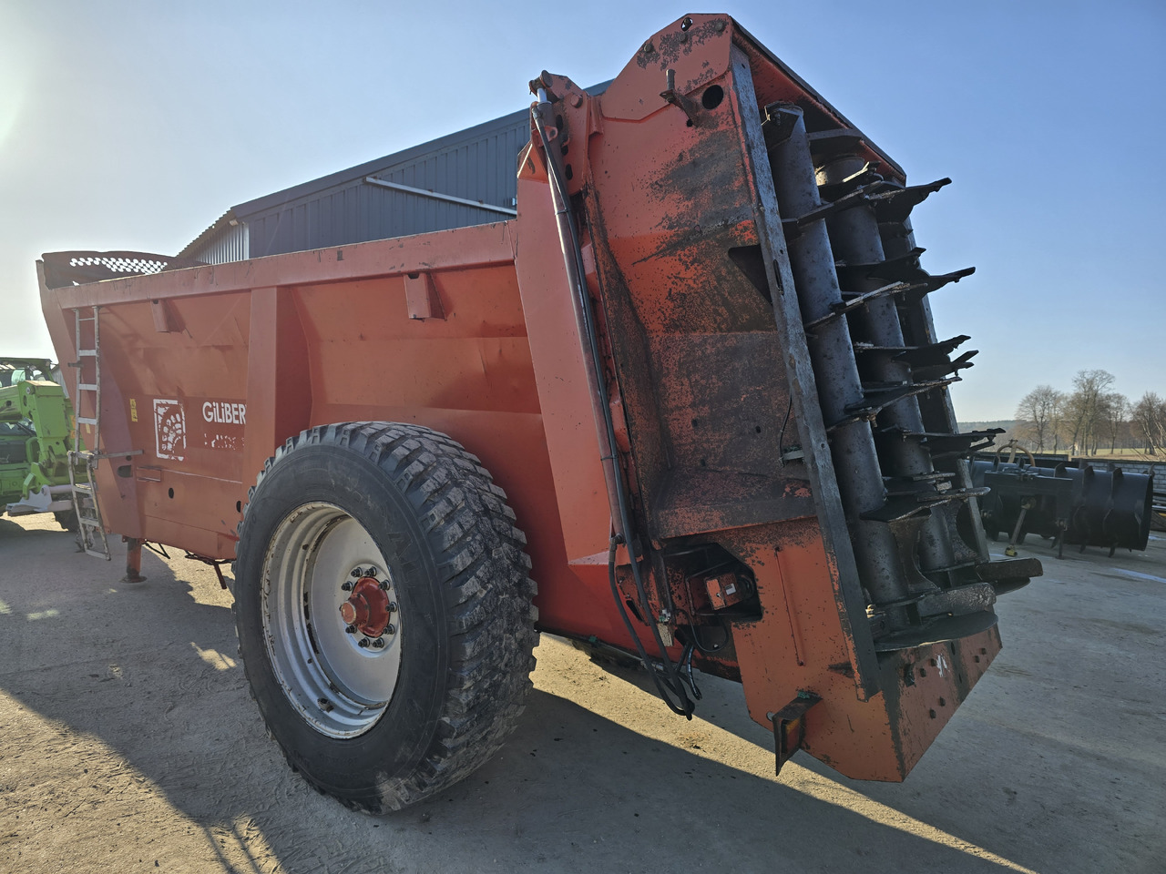 GILIBERT HELIOS 15 - Epandeur à fumier: photos 3 GILIBERT HELIOS 15 - Epandeur à fumier: photos 3