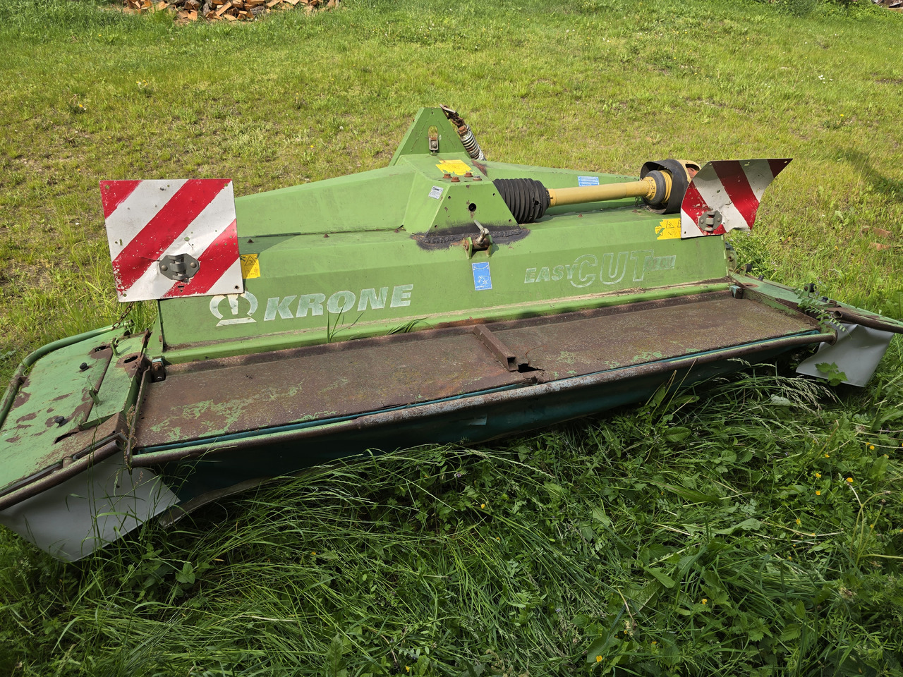KRONE EASY CUT 32 CV - Faucheuse: photos 1 KRONE EASY CUT 32 CV - Faucheuse: photos 1