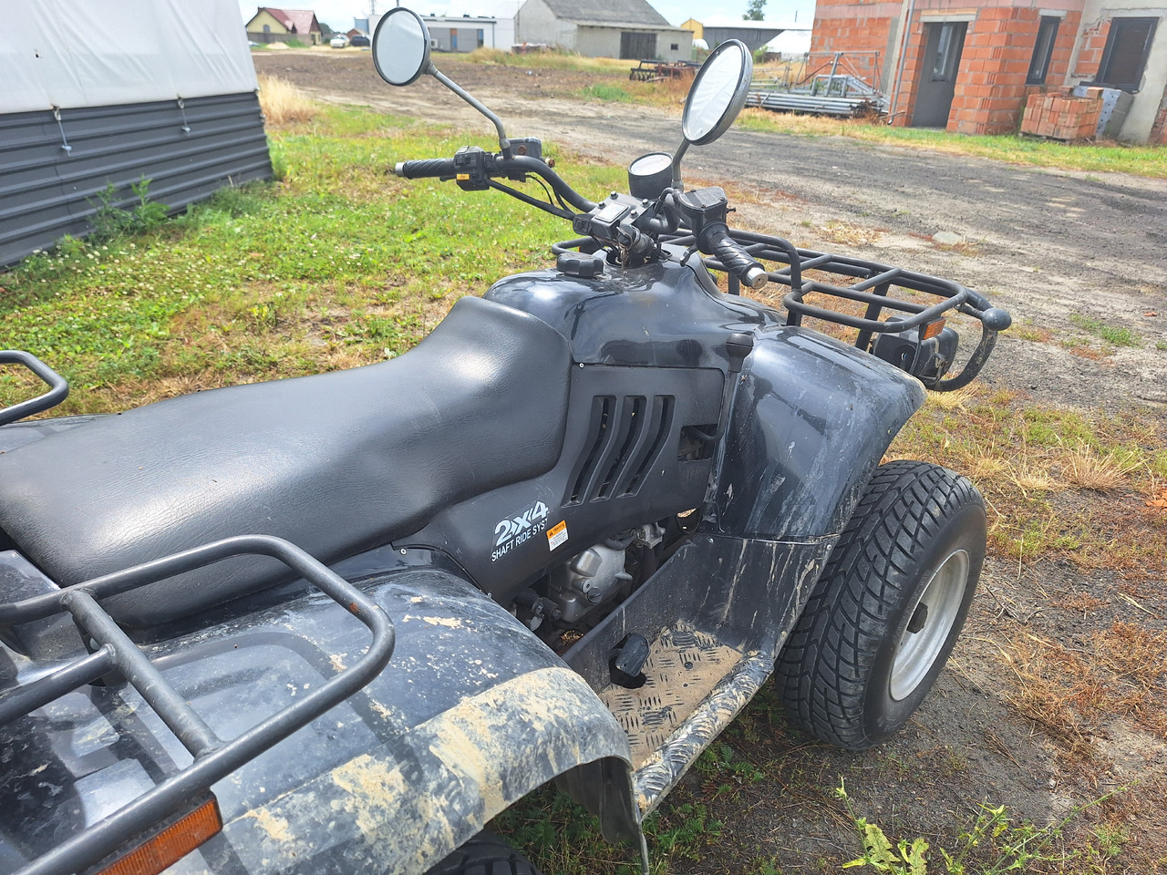 Linhai - Voiture: photos 5 Linhai - Voiture: photos 5