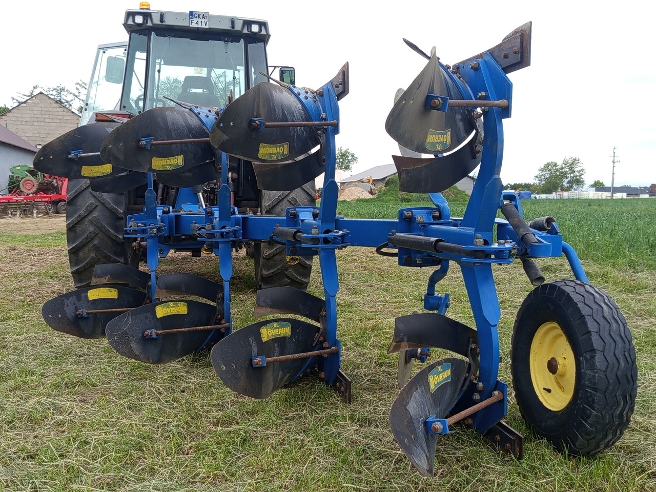 Overum CX 490H - Charrue: photos 5 Overum CX 490H - Charrue: photos 5