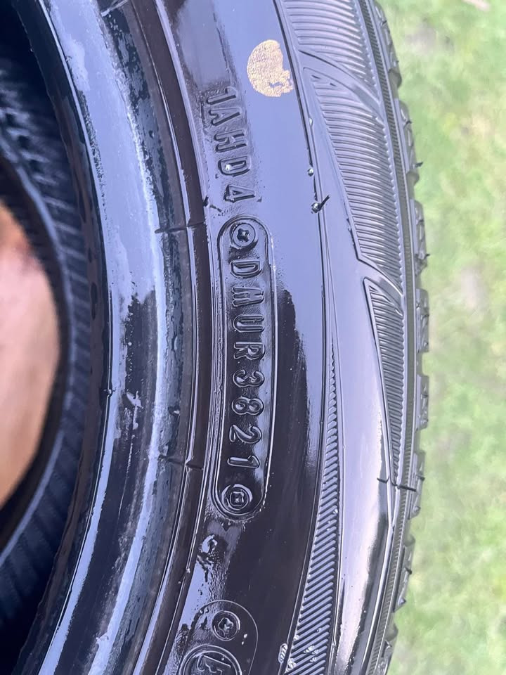 - Pneu pour Engins de chantier: photos 3 - Pneu pour Engins de chantier: photos 3