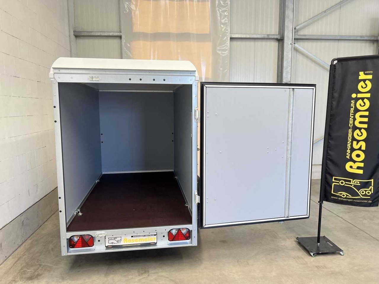 BOECKMANN KT 2513/135 Kofferanhänger - Remorque fourgon: photos 4 BOECKMANN KT 2513/135 Kofferanhänger - Remorque fourgon: photos 4