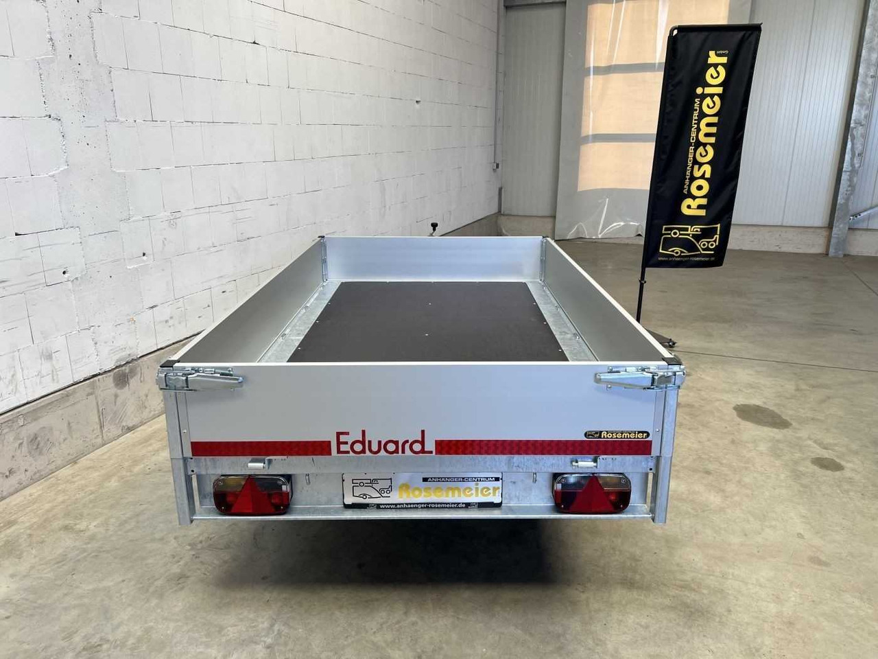 EDUARD 2615-3-P3-1363 Hochlader - Remorque voiture: photos 4 EDUARD 2615-3-P3-1363 Hochlader - Remorque voiture: photos 4