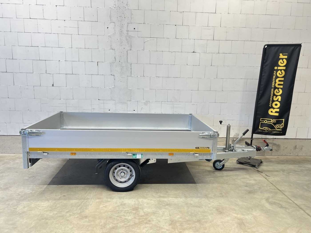 EDUARD 2615-3-P3-1363 Hochlader - Remorque voiture: photos 1 EDUARD 2615-3-P3-1363 Hochlader - Remorque voiture: photos 1