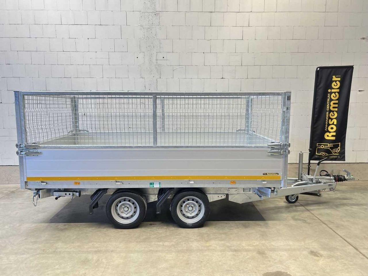 EDUARD 3318-4-34-3563-P Gitter Dreiseitenkipper - Remorque benne: photos 2 EDUARD 3318-4-34-3563-P Gitter Dreiseitenkipper - Remorque benne: photos 2