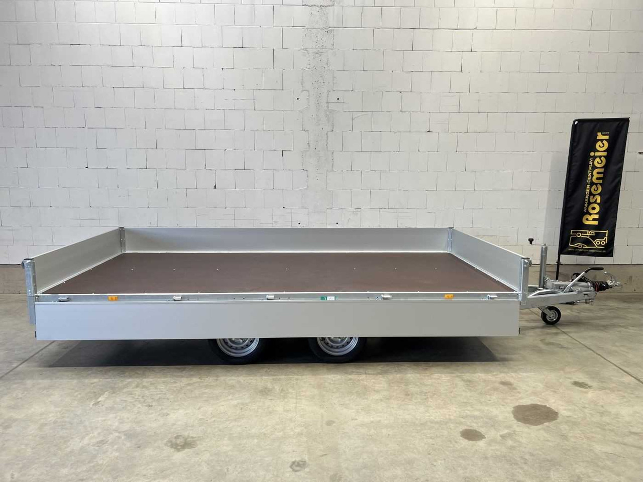 EDUARD 4020-4-P3-3563 Hochlader - Remorque voiture: photos 1 EDUARD 4020-4-P3-3563 Hochlader - Remorque voiture: photos 1