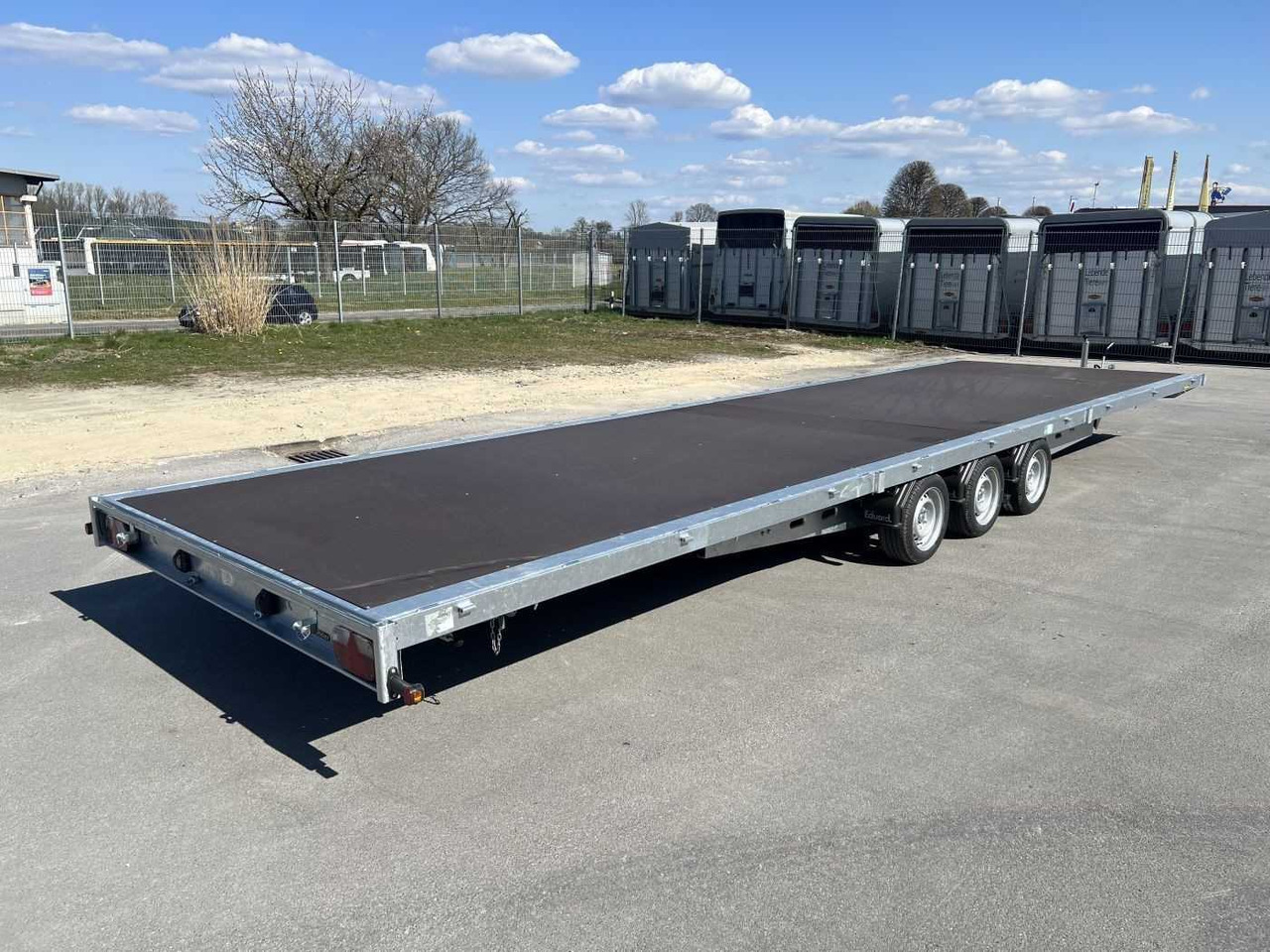 EDUARD 8524-5-POV-3563 Tridem Hochlader - Remorque voiture: photos 3 EDUARD 8524-5-POV-3563 Tridem Hochlader - Remorque voiture: photos 3