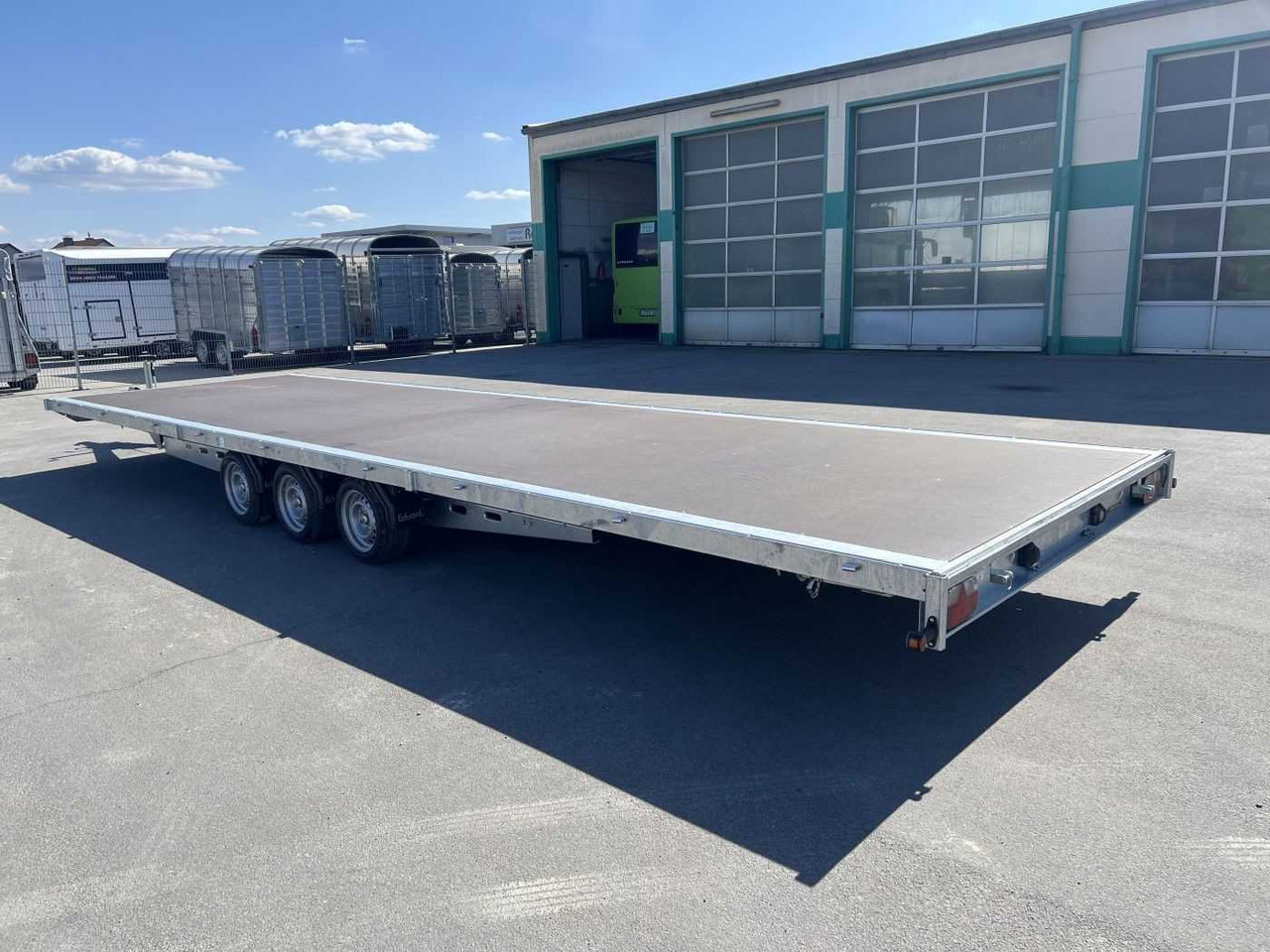 EDUARD 8524-5-POV-3563 Tridem Hochlader - Remorque voiture: photos 5 EDUARD 8524-5-POV-3563 Tridem Hochlader - Remorque voiture: photos 5