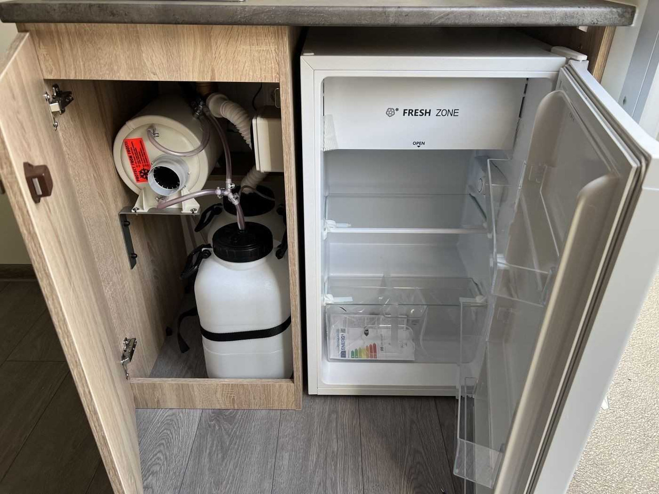 Conteneur comme habitat, Remorque neuf ROSEMEIER VE Mobi 4200 WT Mannschaftswagen: photos 13