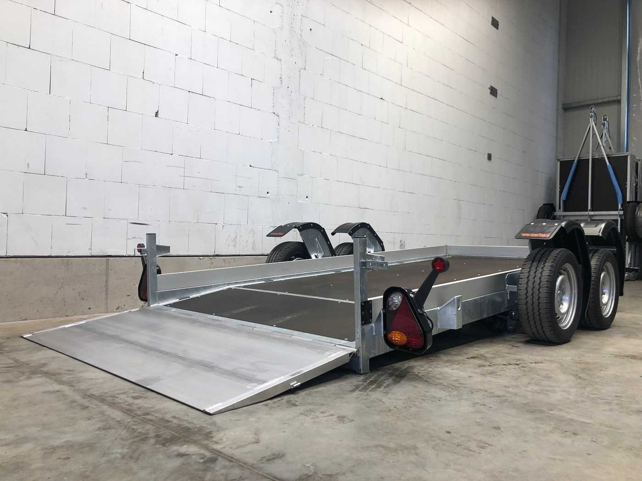 Remorque porte engin neuf VEZEKO Husky FB 35.35 E-Pumpe Maschinentransporter: photos 9