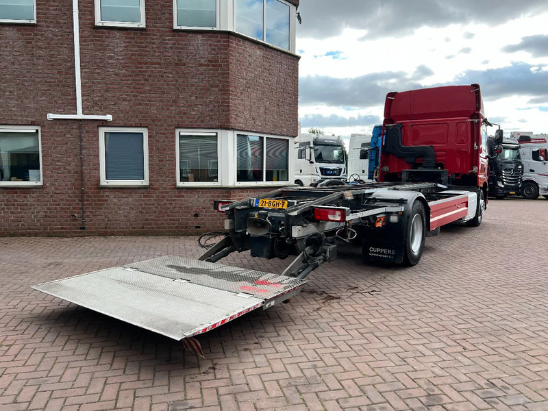 DAF CF 290 4X2 EURO6 SPACECAB RENOVA / VANGMUIL / LAADKLEP / TOP STAAT - Camion porte-conteneur/ Caisse mobile: photos 4 DAF CF 290 4X2 EURO6 SPACECAB RENOVA / VANGMUIL / LAADKLEP / TOP STAAT - Camion porte-conteneur/ Caisse mobile: photos 4