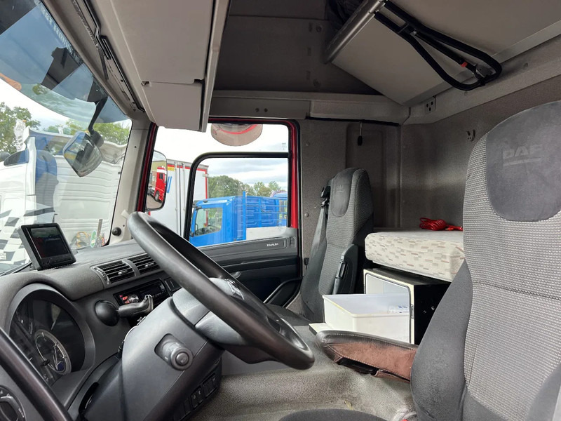 DAF CF 290 4X2 EURO6 SPACECAB RENOVA / VANGMUIL / LAADKLEP / TOP STAAT - Camion porte-conteneur/ Caisse mobile: photos 5 DAF CF 290 4X2 EURO6 SPACECAB RENOVA / VANGMUIL / LAADKLEP / TOP STAAT - Camion porte-conteneur/ Caisse mobile: photos 5