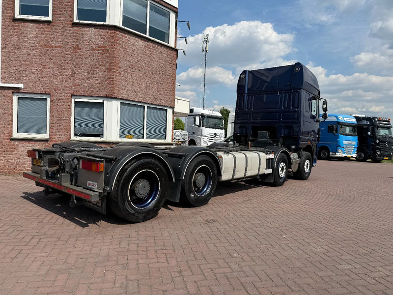 DAF XF 105 XF105-510 8X4 CHASSIS-RETARDER-HOLLAND TRUCK - Châssis cabine: photos 3 DAF XF 105 XF105-510 8X4 CHASSIS-RETARDER-HOLLAND TRUCK - Châssis cabine: photos 3
