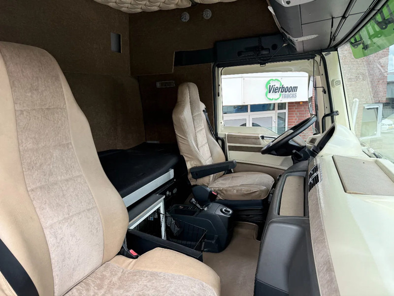 MAN TGX 26.440 TGX 26.440 6X2 Fridge Truck Euro5 TRS Cooling /Special Interior / Holland Truck !!!!!!!!! - Camion frigorifique: photos 4 MAN TGX 26.440 TGX 26.440 6X2 Fridge Truck Euro5 TRS Cooling /Special Interior / Holland Truck !!!!!!!!! - Camion frigorifique: photos 4