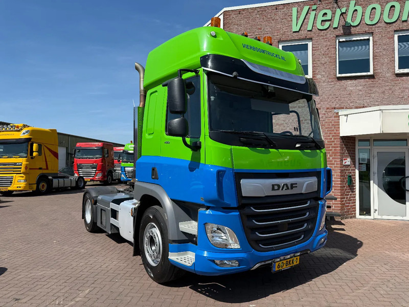 DAF CF 450 CF450 Spacecab / Compressor / 654tkm / Smartacho / Top condition NL Truck!!! - Tracteur routier: photos 1 DAF CF 450 CF450 Spacecab / Compressor / 654tkm / Smartacho / Top condition NL Truck!!! - Tracteur routier: photos 1