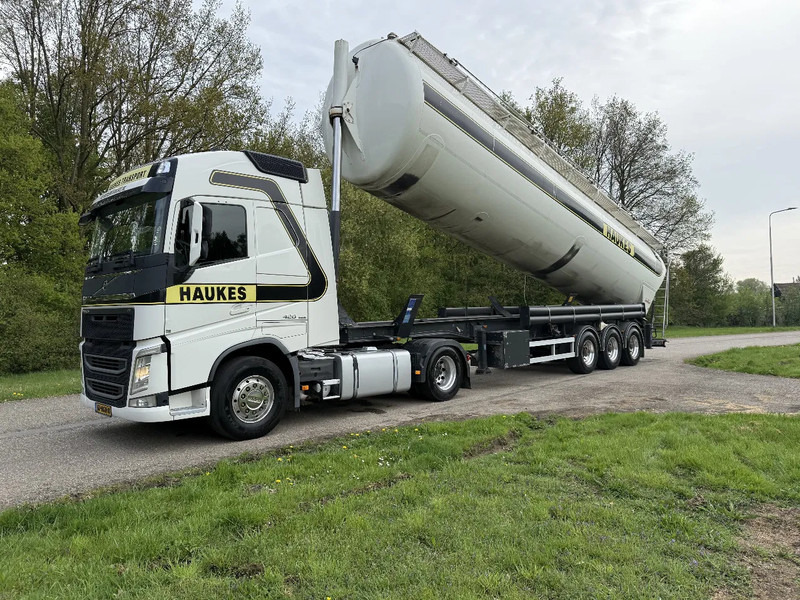 Volvo FH 420 4X2 MIT KASSBOHRER KIPPSILO SUPER ZUSTAND!!! - Tracteur routier: photos 2 Volvo FH 420 4X2 MIT KASSBOHRER KIPPSILO SUPER ZUSTAND!!! - Tracteur routier: photos 2