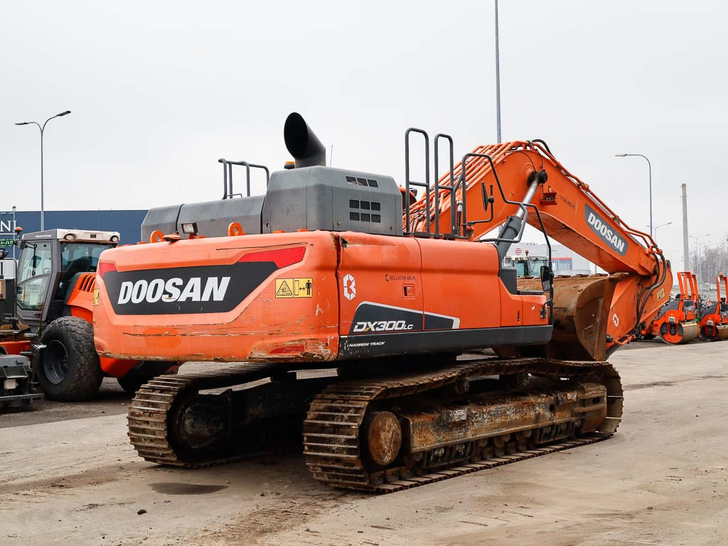 Pelle sur chenille DOOSAN DX300LC-5: photos 6