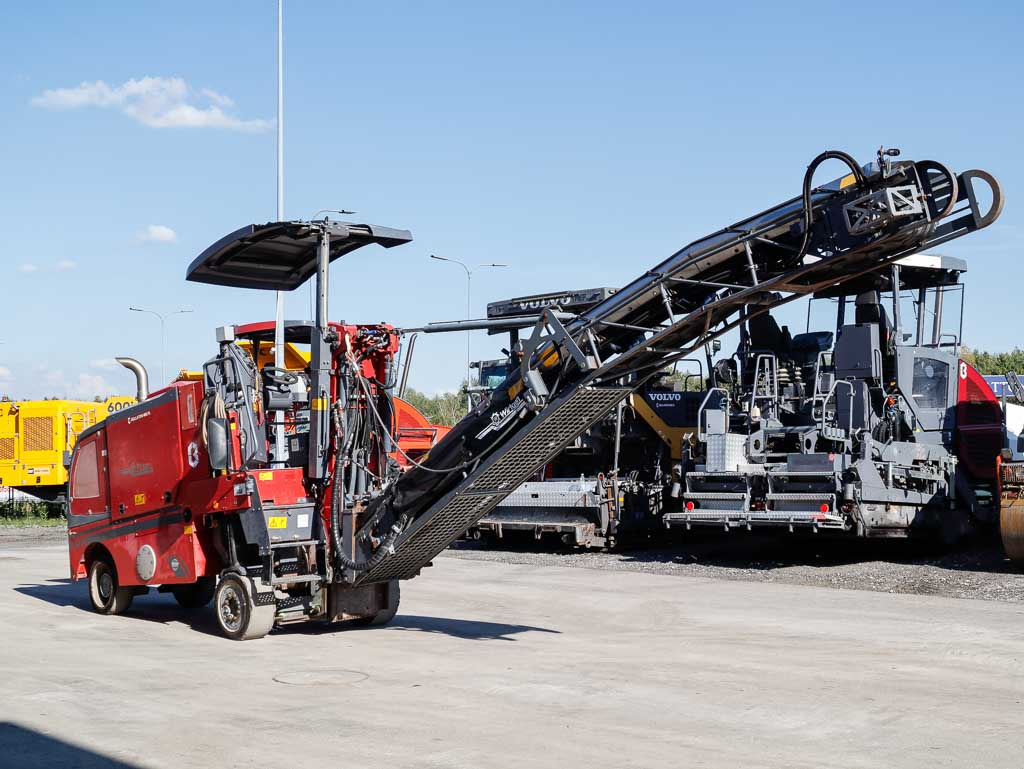 WIRTGEN W 50 DCi - Fraiseuse à froid: photos 4 WIRTGEN W 50 DCi - Fraiseuse à froid: photos 4