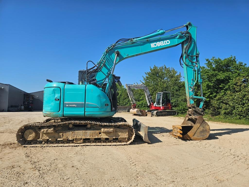 KOBELCO SK 140 SRLC - Pelle: photos 1 KOBELCO SK 140 SRLC - Pelle: photos 1