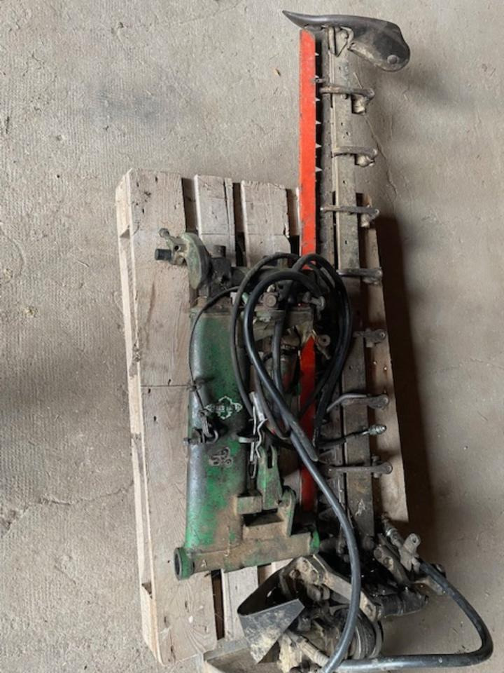 Doppelmesser-Mähwerk, Seitenanbau, passend zum John Deere 1140 - Broyeur/ Épareuse: photos 2 Doppelmesser-Mähwerk, Seitenanbau, passend zum John Deere 1140 - Broyeur/ Épareuse: photos 2