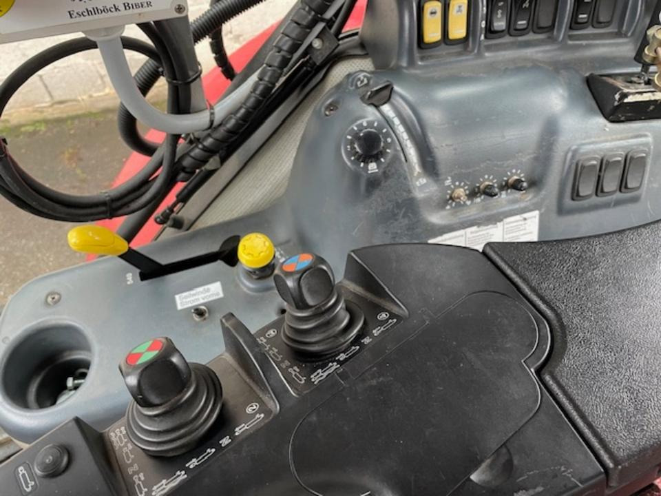Tracteur forestier Forst-Traktor MC Cormick X70.70: photos 7