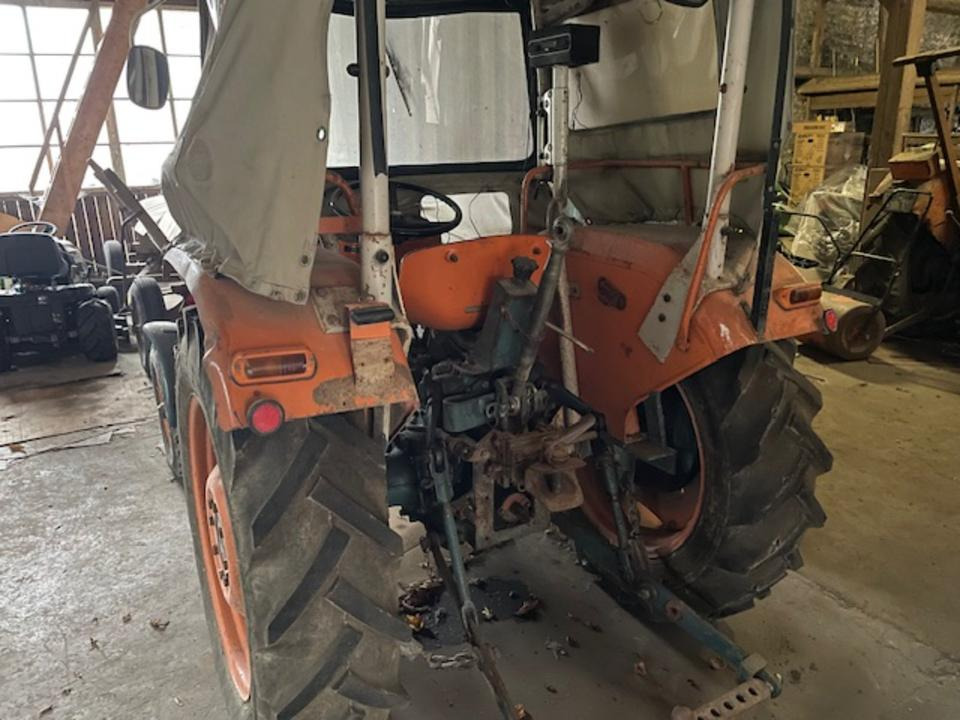 Traktor Fiat 315, 33PS - Tracteur agricole: photos 3 Traktor Fiat 315, 33PS - Tracteur agricole: photos 3