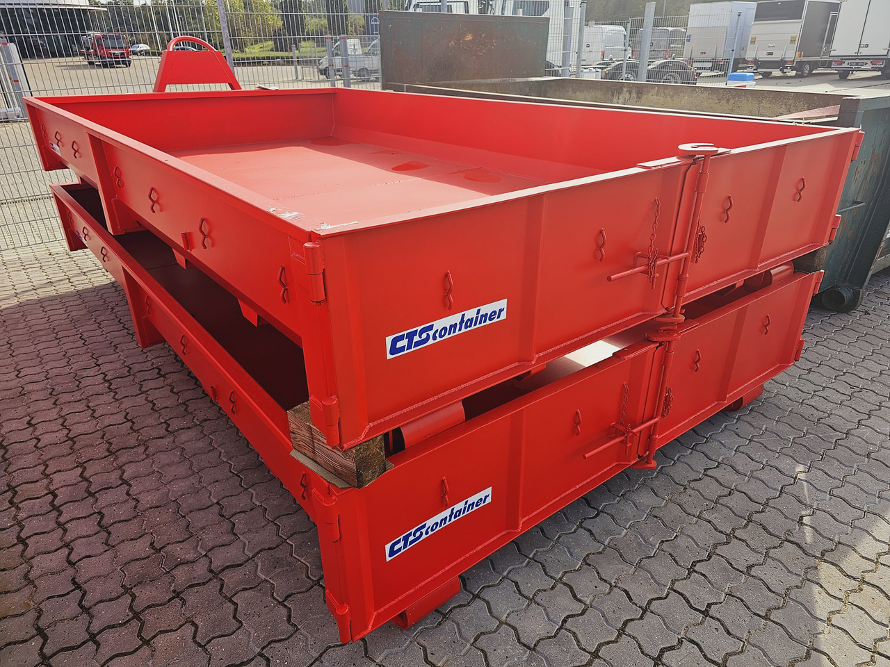 CTS Fabriksny Container 4 m2 - Benne ampliroll: photos 1 CTS Fabriksny Container 4 m2 - Benne ampliroll: photos 1