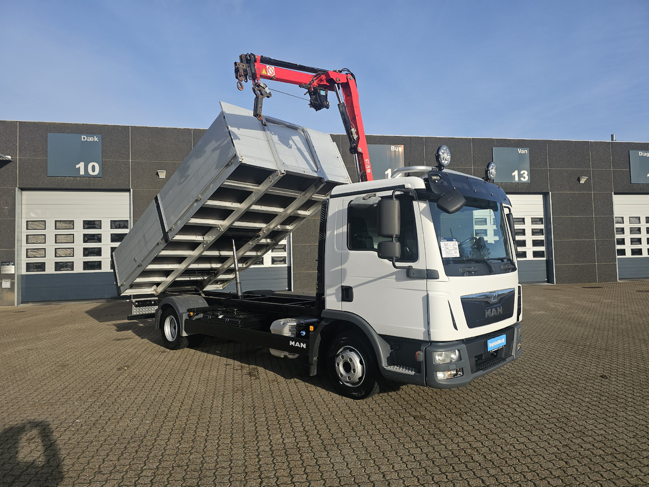 MAN TGL 10.220 - Camion benne: photos 2 MAN TGL 10.220 - Camion benne: photos 2