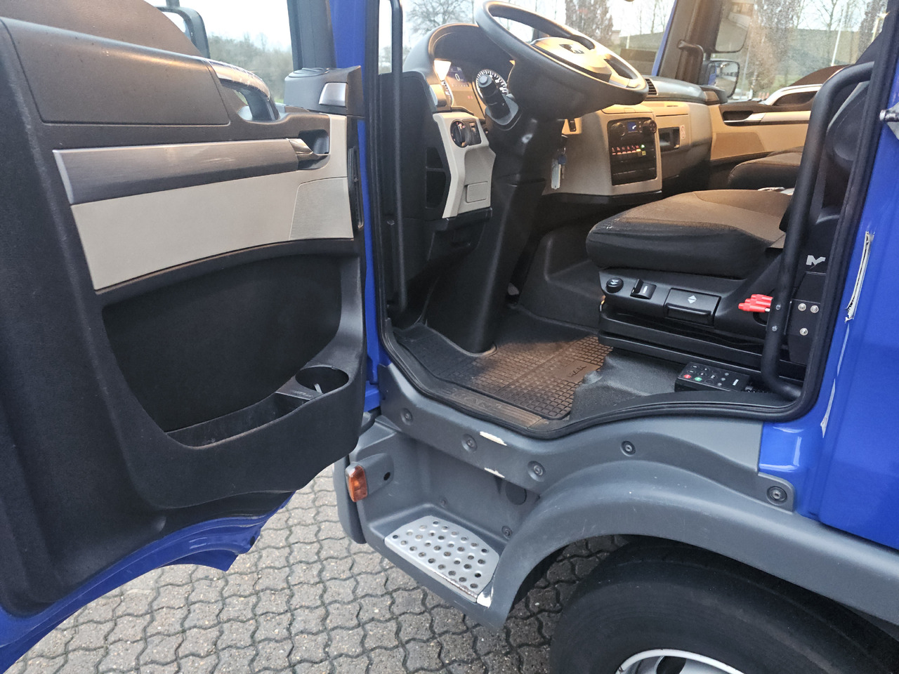 MAN TGL 12.190 BL - Camion ampliroll: photos 5 MAN TGL 12.190 BL - Camion ampliroll: photos 5