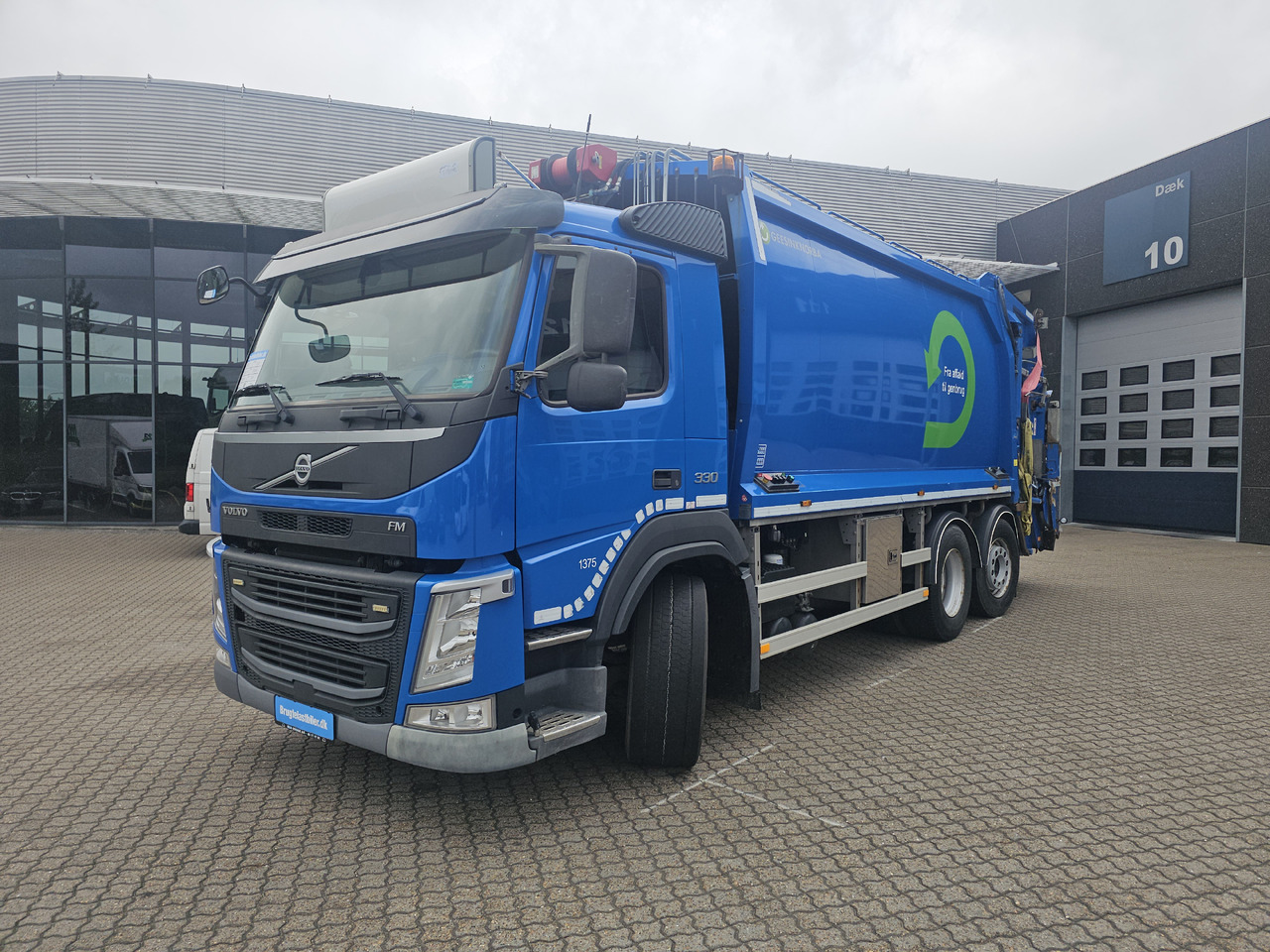 Volvo FM330 - Benne à ordures ménagères: photos 1 Volvo FM330 - Benne à ordures ménagères: photos 1