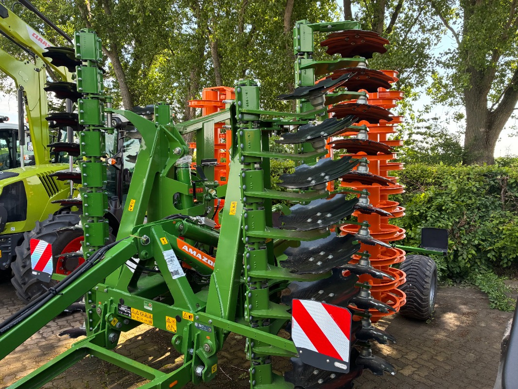 Amazone Catros 5002-2 - Cover crop: photos 4 Amazone Catros 5002-2 - Cover crop: photos 4