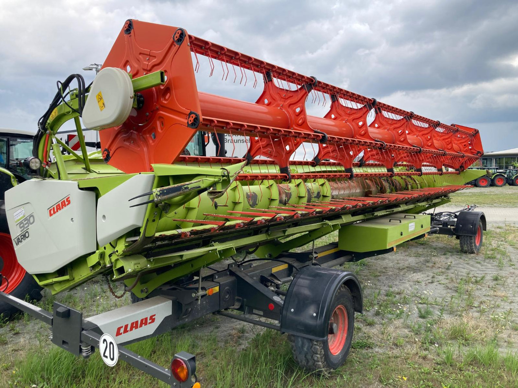 CLAAS Trion 750 - Moissonneuse-batteuse: photos 2 CLAAS Trion 750 - Moissonneuse-batteuse: photos 2