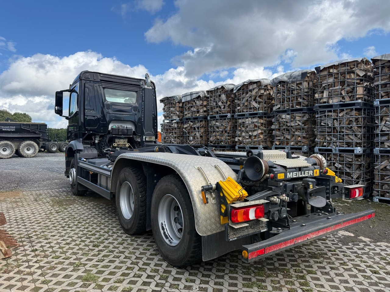 Mercedes-Benz Arocs 5 2648 Meiller Hakenlift 21-60 neuwertig - Camion ampliroll: photos 5 Mercedes-Benz Arocs 5 2648 Meiller Hakenlift 21-60 neuwertig - Camion ampliroll: photos 5