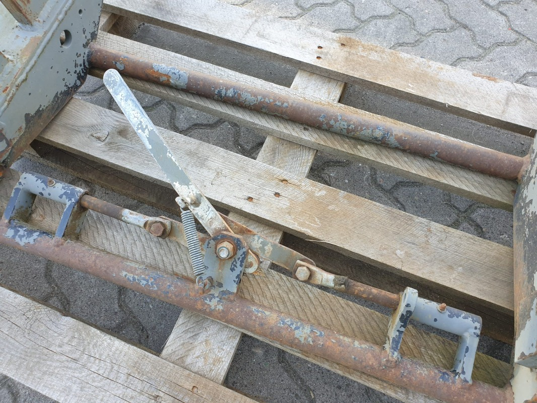 ADAPTERRAHMEN KRAMER / EURO - Chargeur frontal pour tracteur: photos 2 ADAPTERRAHMEN KRAMER / EURO - Chargeur frontal pour tracteur: photos 2