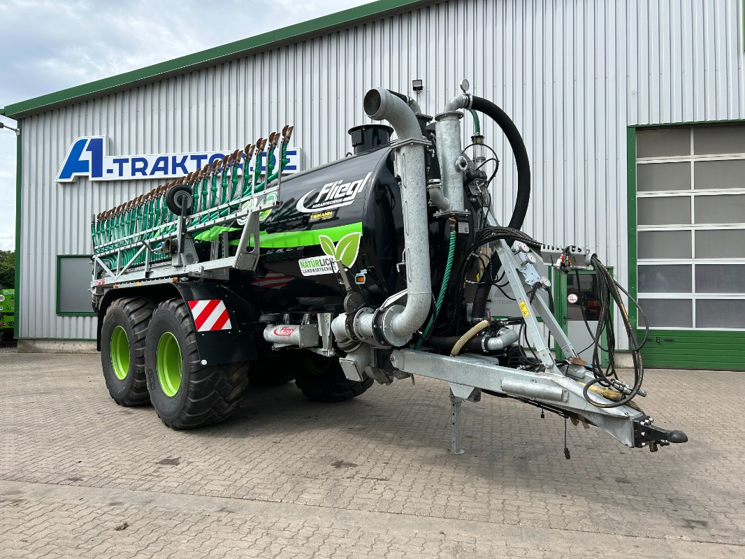 Fliegl VFW 18000 MAXX LINE PLUS - Epandeurs: photos 1 Fliegl VFW 18000 MAXX LINE PLUS - Epandeurs: photos 1