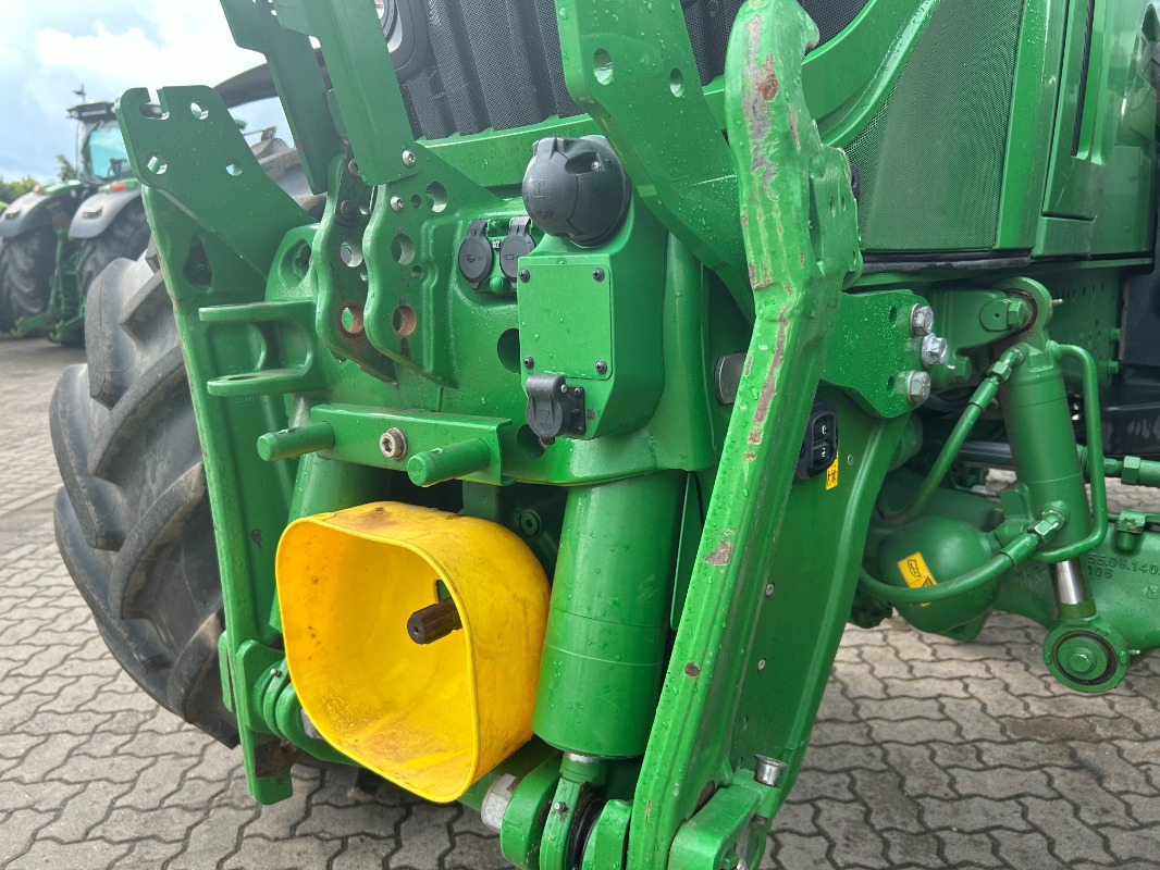 John Deere 6250R - Tracteur agricole: photos 5 John Deere 6250R - Tracteur agricole: photos 5