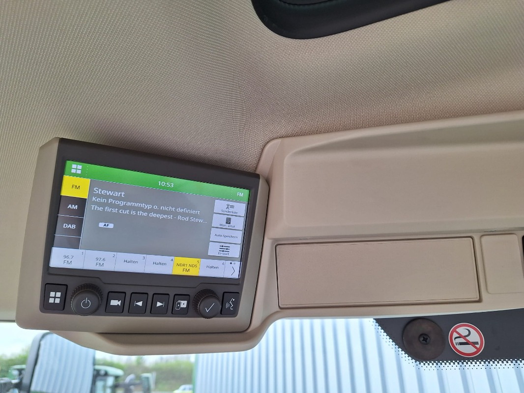 John Deere 6R 230 **MIETRÜCKLÄUFER** - Tracteur agricole: photos 3 John Deere 6R 230 **MIETRÜCKLÄUFER** - Tracteur agricole: photos 3