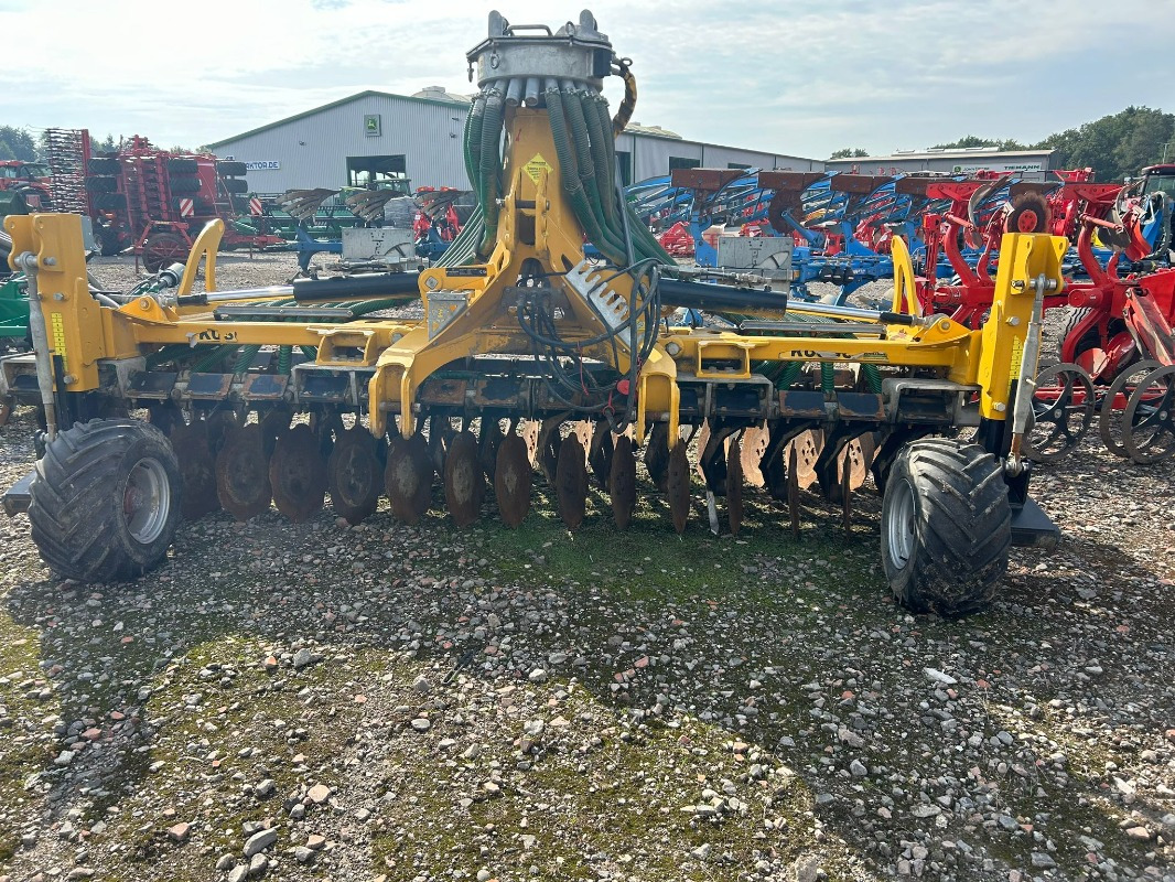 Zunhammer KUSGU 32-400-2 - Machine agricole: photos 1 Zunhammer KUSGU 32-400-2 - Machine agricole: photos 1