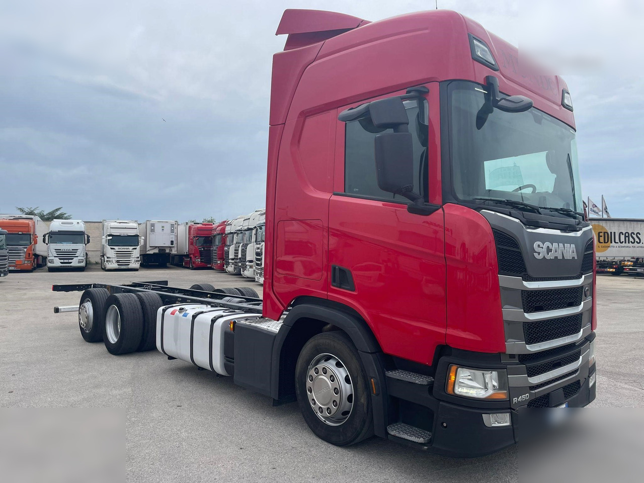 SCANIA R450 - Camion à rideaux coulissants: photos 1 SCANIA R450 - Camion à rideaux coulissants: photos 1