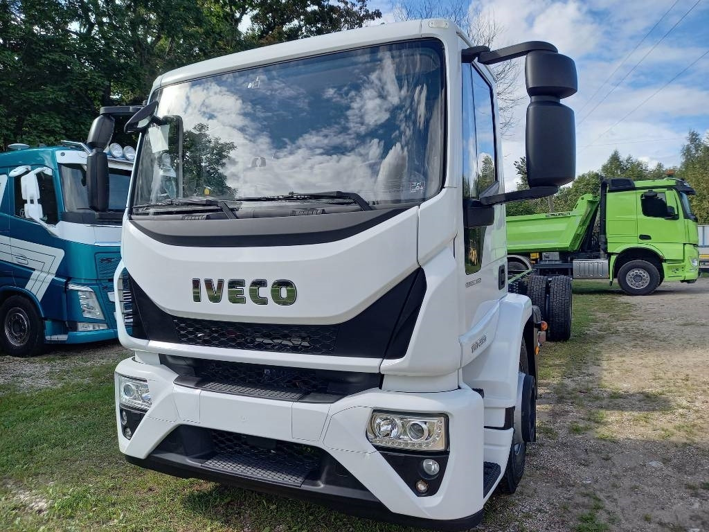 Iveco Eurocargo ML180E/FP, NEW, NOT USED - Châssis cabine: photos 4 Iveco Eurocargo ML180E/FP, NEW, NOT USED - Châssis cabine: photos 4
