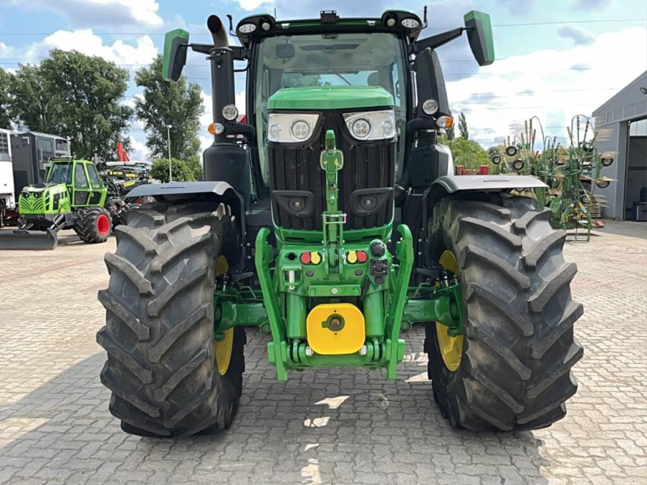 John Deere 6R230 - Tracteur agricole: photos 2 John Deere 6R230 - Tracteur agricole: photos 2