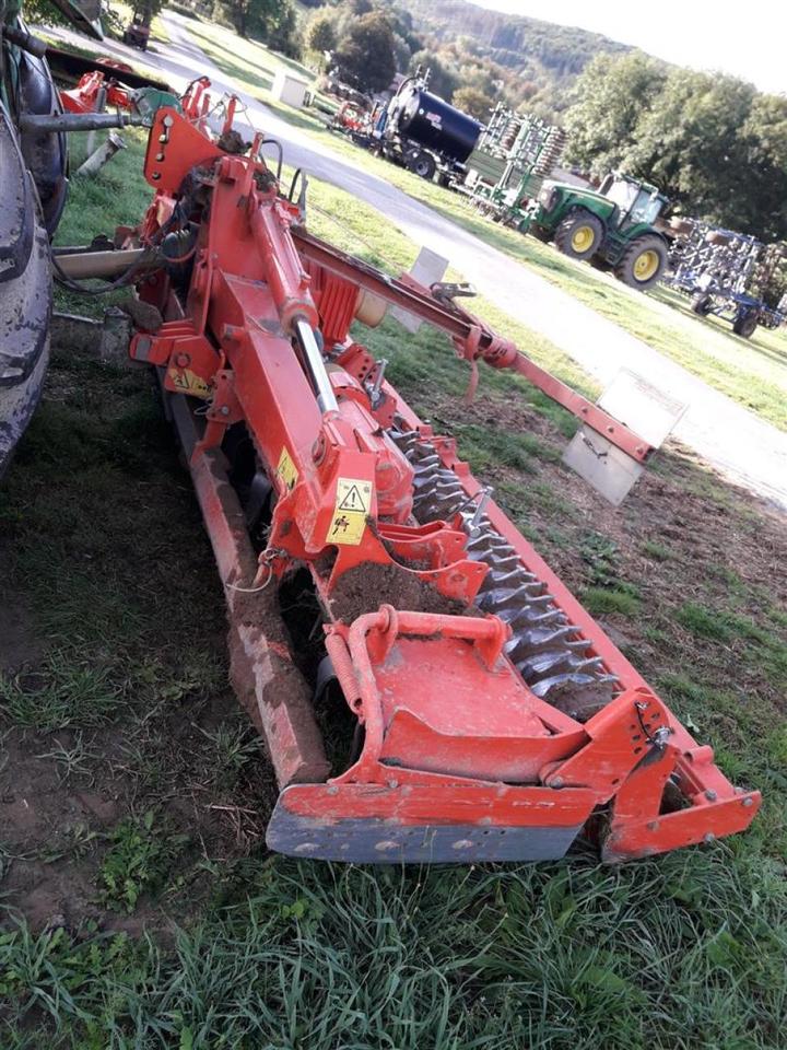 Kuhn HRB453DR - Herse rotative: photos 1 Kuhn HRB453DR - Herse rotative: photos 1