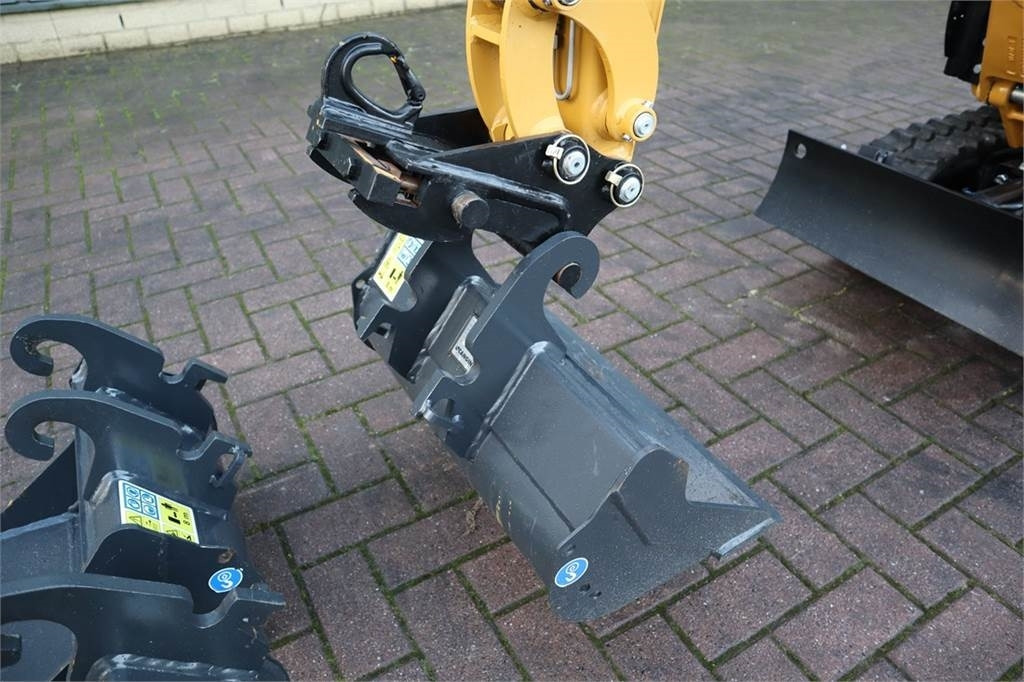 CAT 300.9D NEW, Valid inspection, *Guarantee! Hydr Qui - Mini pelle: photos 5 CAT 300.9D NEW, Valid inspection, *Guarantee! Hydr Qui - Mini pelle: photos 5