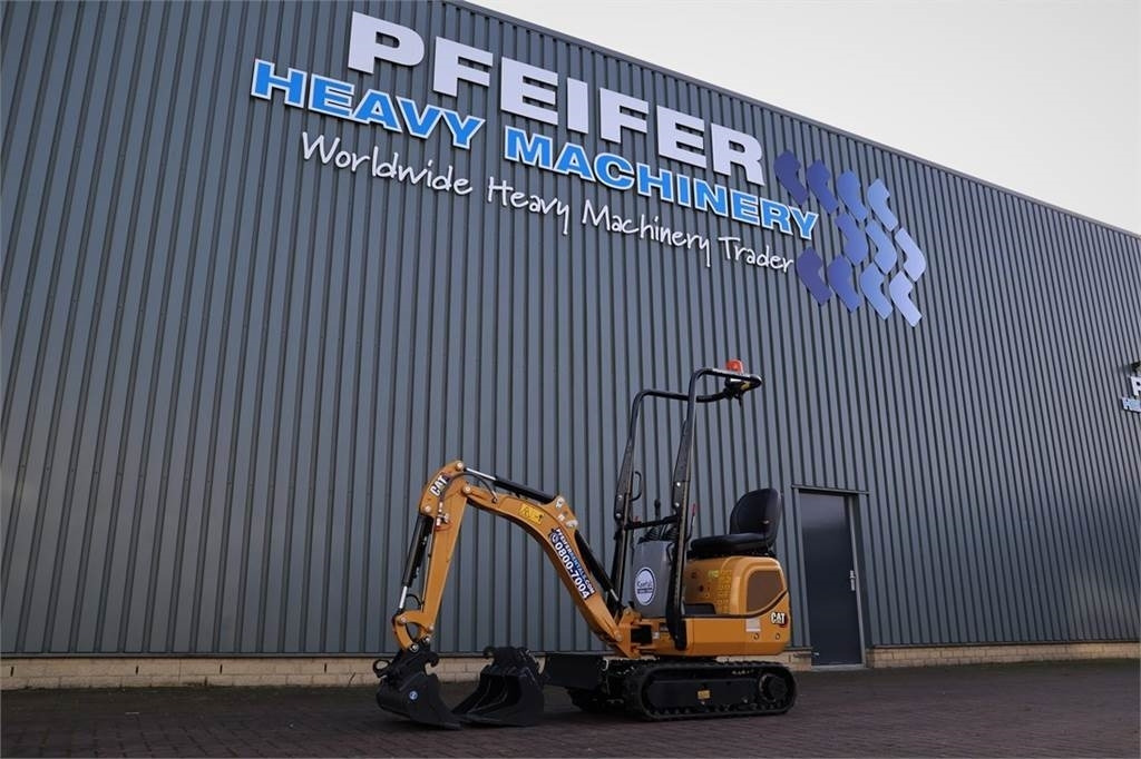 CAT 300.9D NEW, Valid inspection, *Guarantee! Hydr Qui - Mini pelle: photos 1 CAT 300.9D NEW, Valid inspection, *Guarantee! Hydr Qui - Mini pelle: photos 1