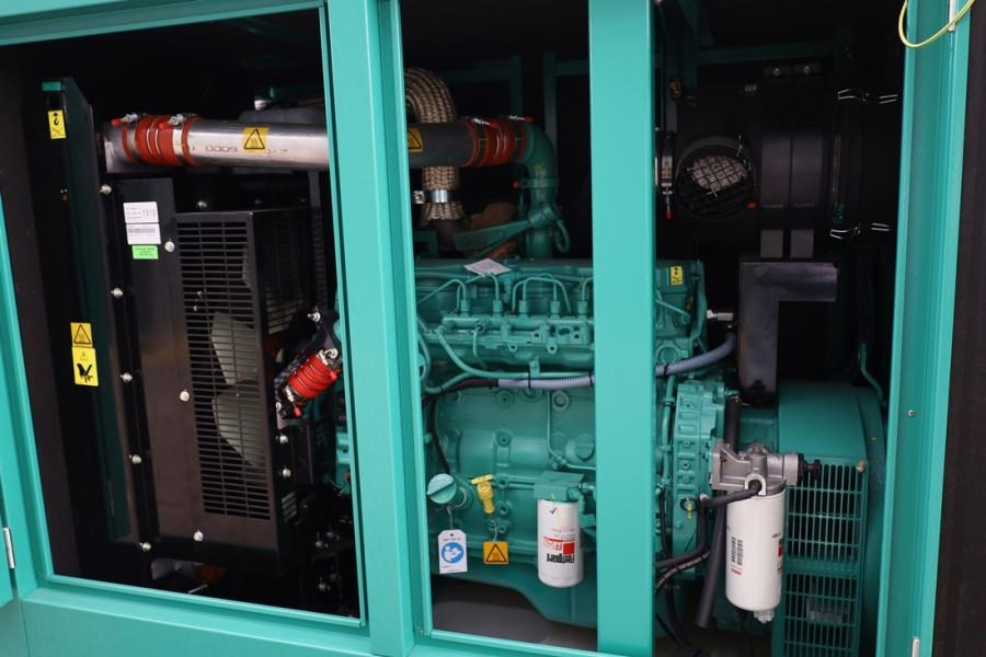 Cummins C220D5EQ Declaration of Conformity, Diesel, 220kVA - Groupe électrogène: photos 4 Cummins C220D5EQ Declaration of Conformity, Diesel, 220kVA - Groupe électrogène: photos 4