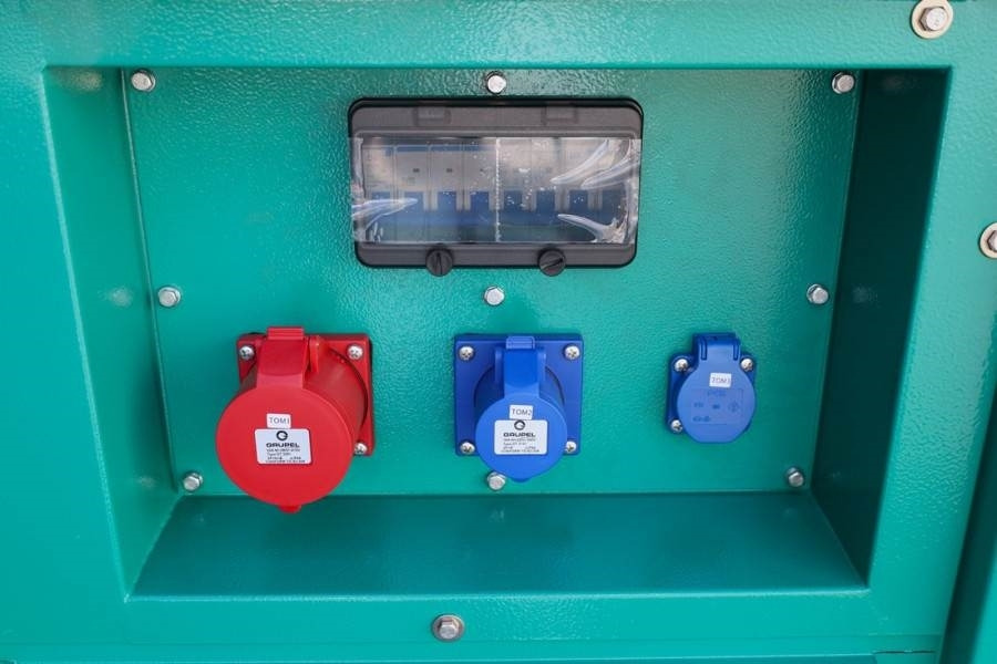 Cummins C38D5QS Declaration of Conformity, Diesel, 38kVA, - Groupe électrogène: photos 3 Cummins C38D5QS Declaration of Conformity, Diesel, 38kVA, - Groupe électrogène: photos 3