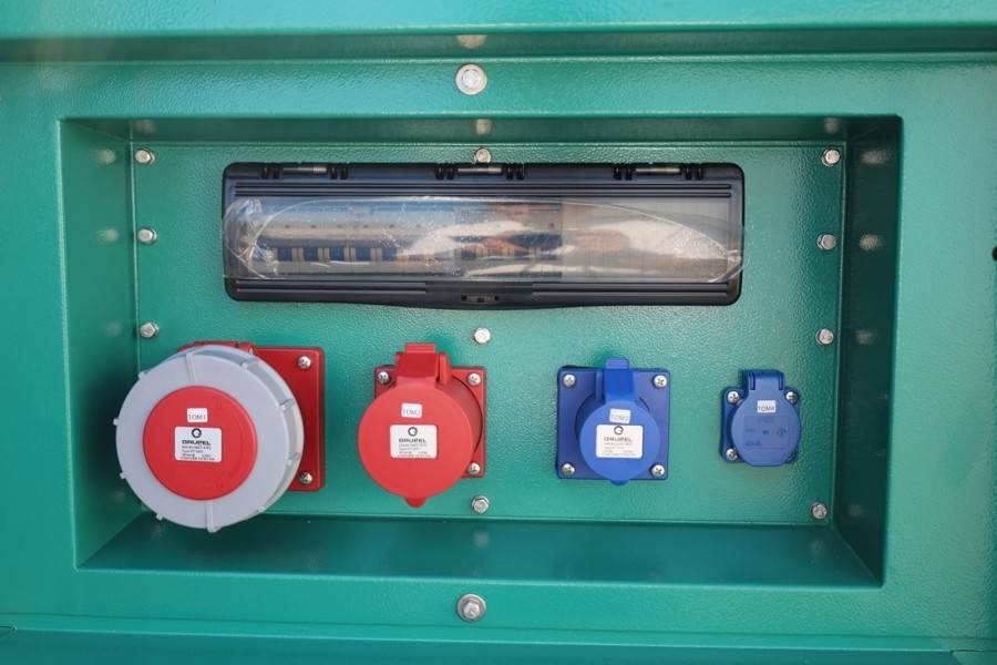 Cummins C66D5EQ Declaration of Conformity, Diesel, 66kVA, - Groupe électrogène: photos 3 Cummins C66D5EQ Declaration of Conformity, Diesel, 66kVA, - Groupe électrogène: photos 3